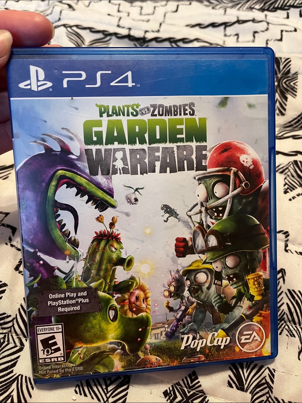 PS4 Plants vs Zombies Garden Warfare